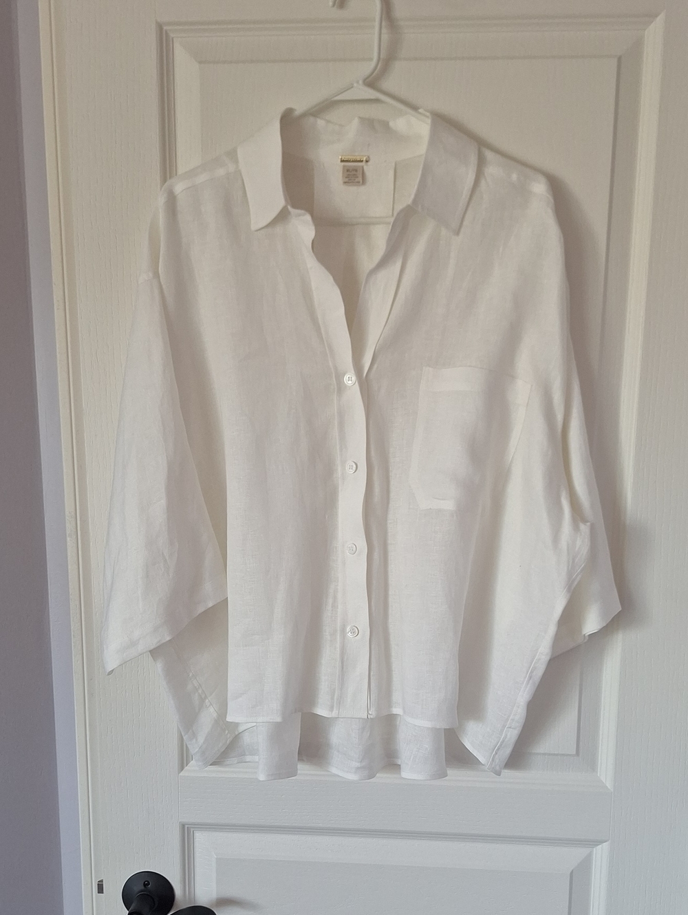 Magaschoni White Linen Button-Down Shirt